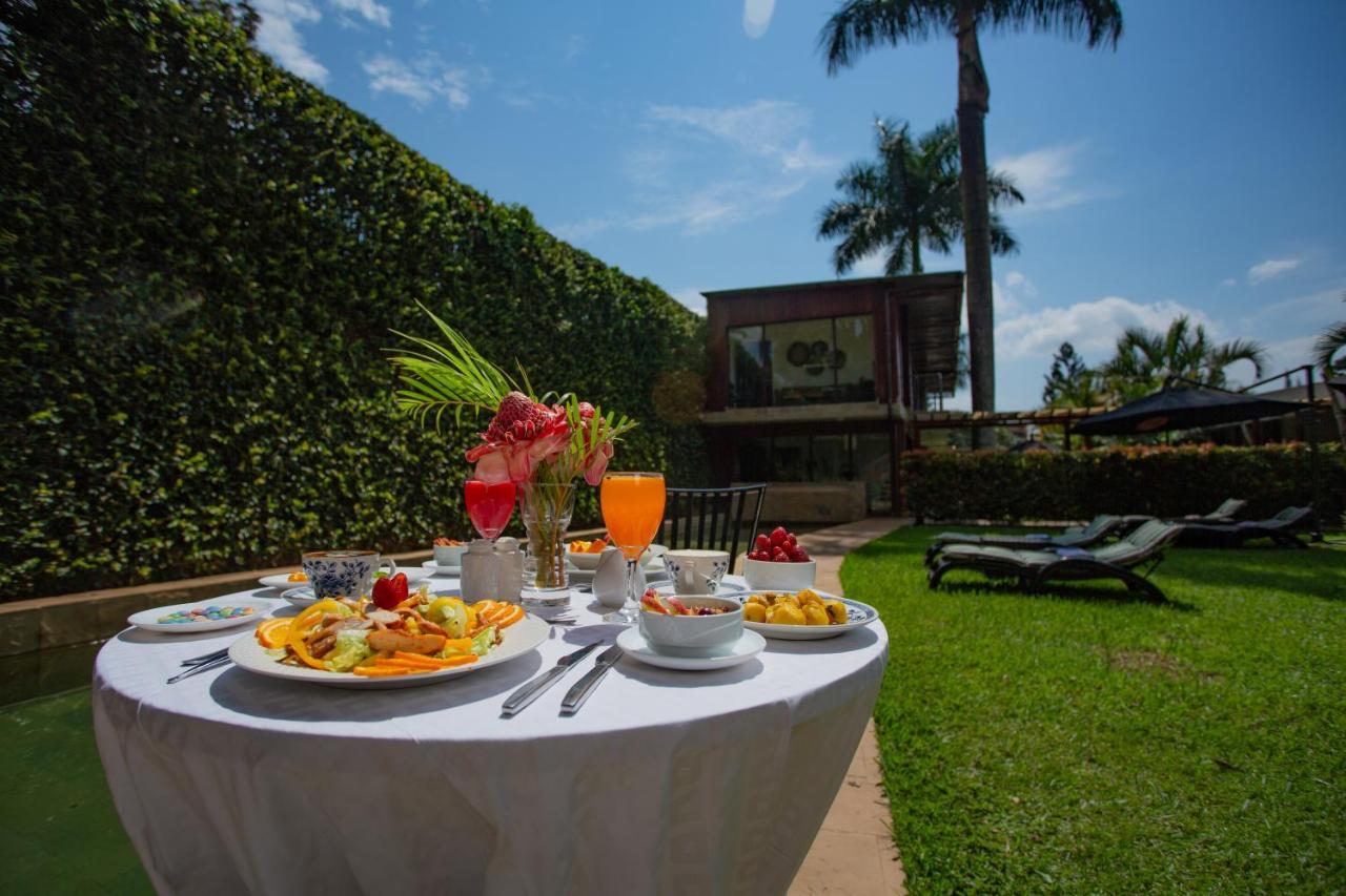 Humura Resorts Kampala Exterior foto