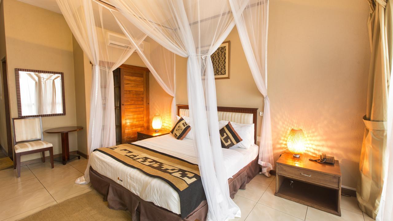 Humura Resorts Kampala Exterior foto